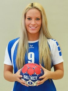 KOMSA Klaudia